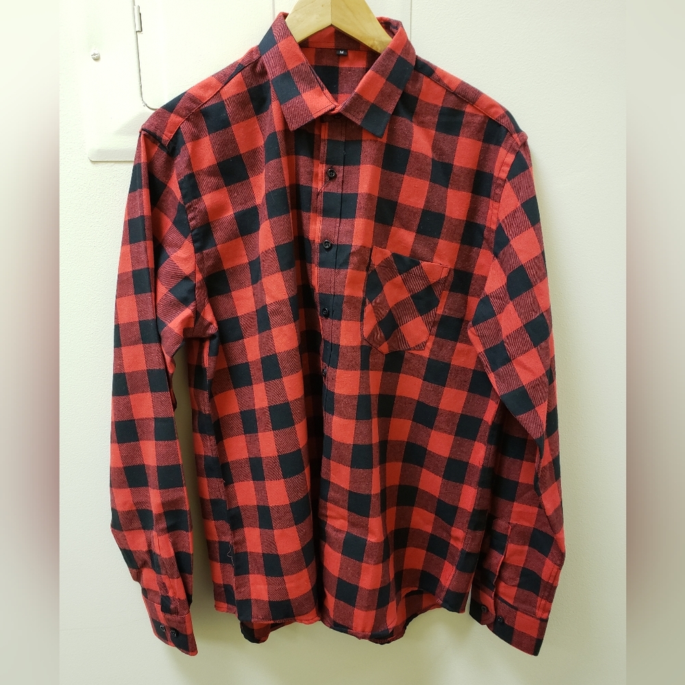 Dokkia Flannel Button Down